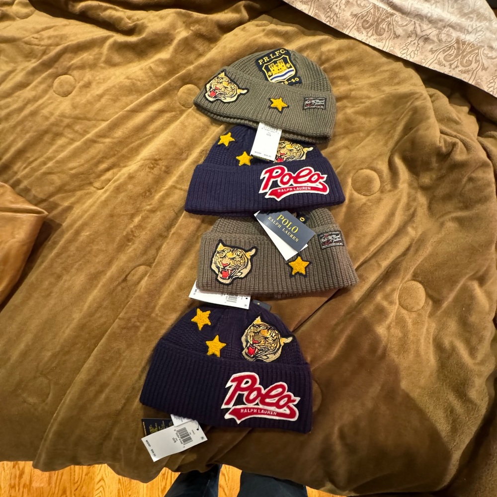 4 polo hats
